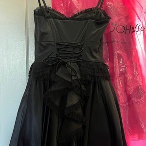 Betsey Johnson little black dress 💋